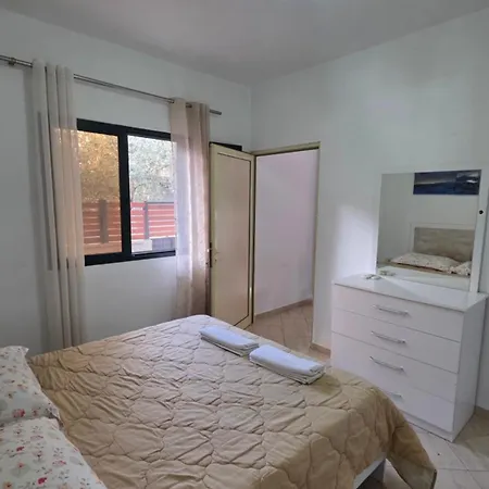 1 By Ceni Apartment *