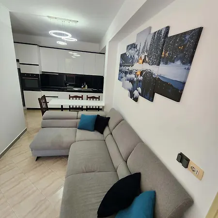 1 By Ceni Apartment Elbasan